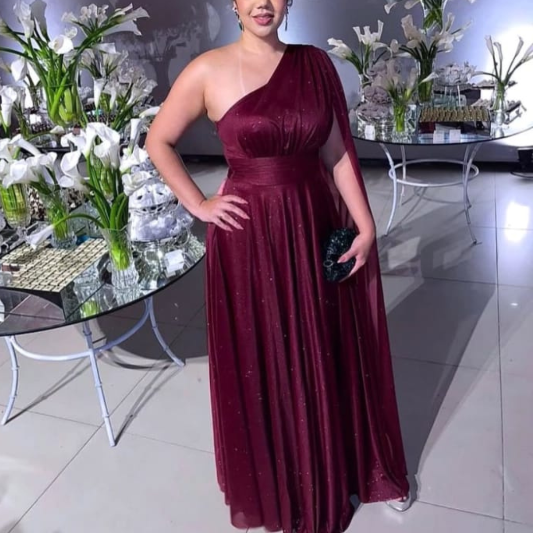 Vestido bordo mediamanga con capa