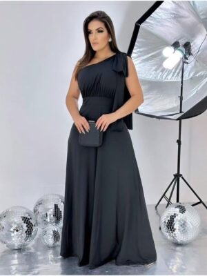 Vestido negro media manga