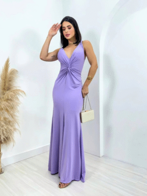 Vestilo lila claro con espalda abierta. Ruth
